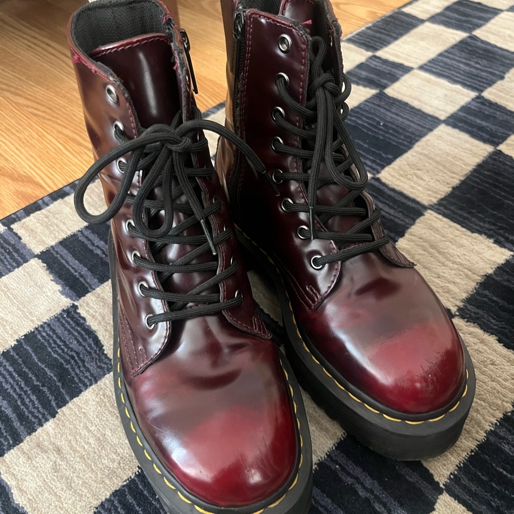 Dr. Martens burgundy platform boots - Picture 6 of 7